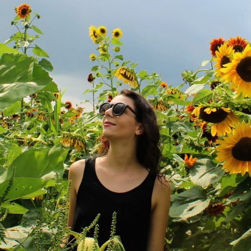 Meet your Posher, Elizabeth